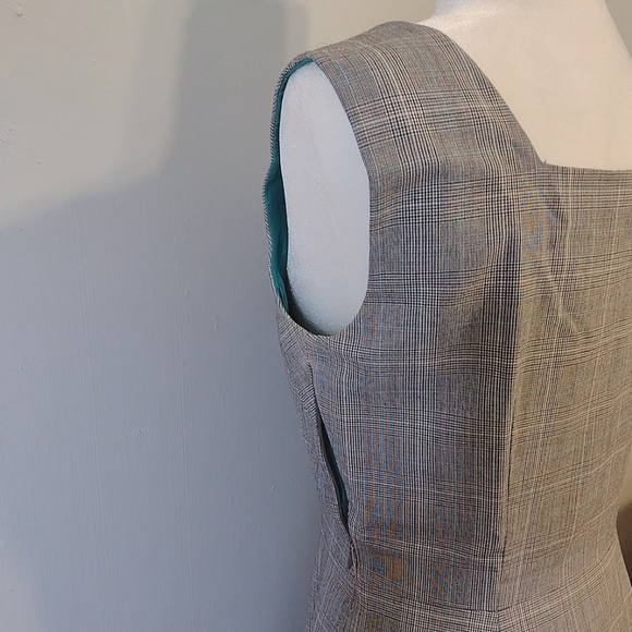 Tahari | Plaid Sleeveless Midi Dress - Picture 3 of 6